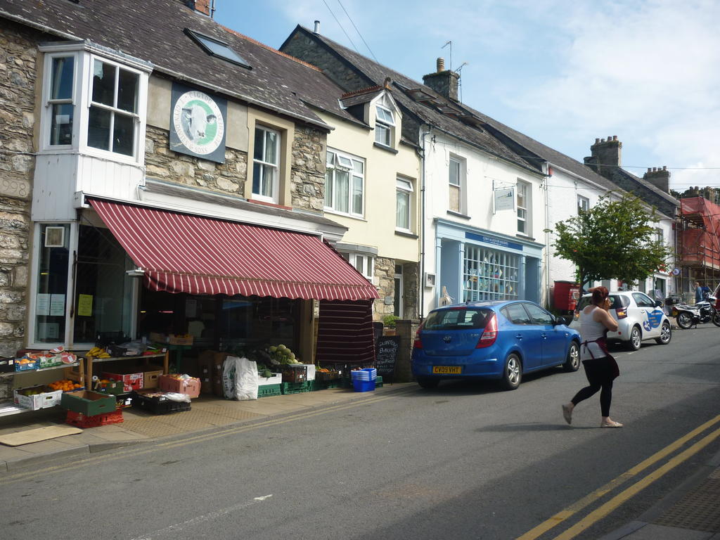 Tabor House B&B Fishguard Bagian luar foto